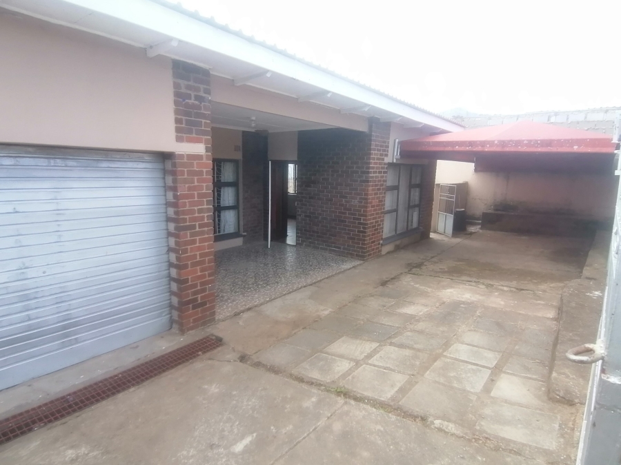 3 Bedroom Property for Sale in Mdantsane Nu 9 Eastern Cape